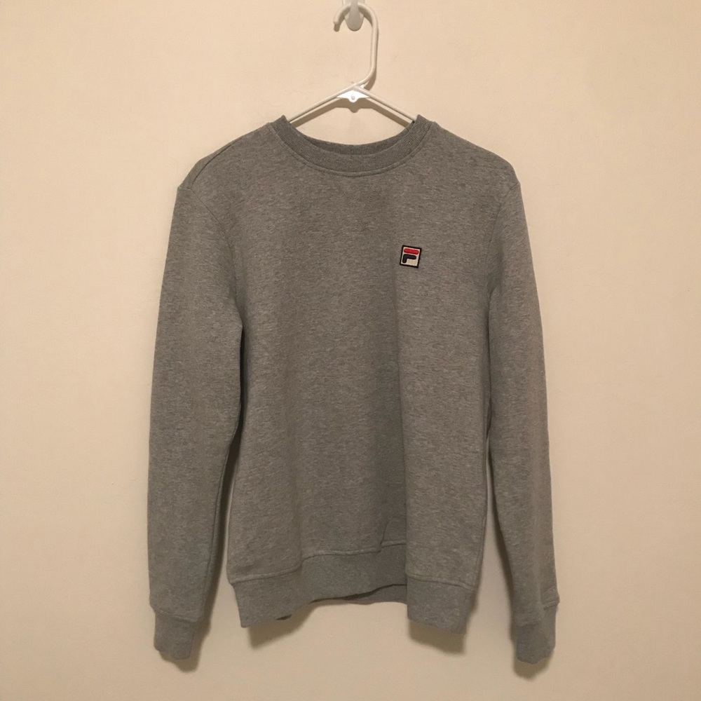 ☆ heather gray fila crewneck ☆